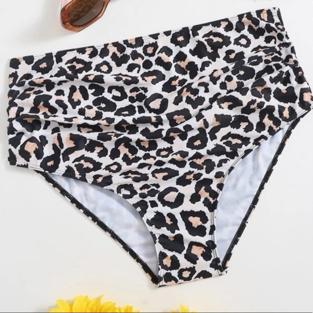 (2) Maternity swim bottoms.